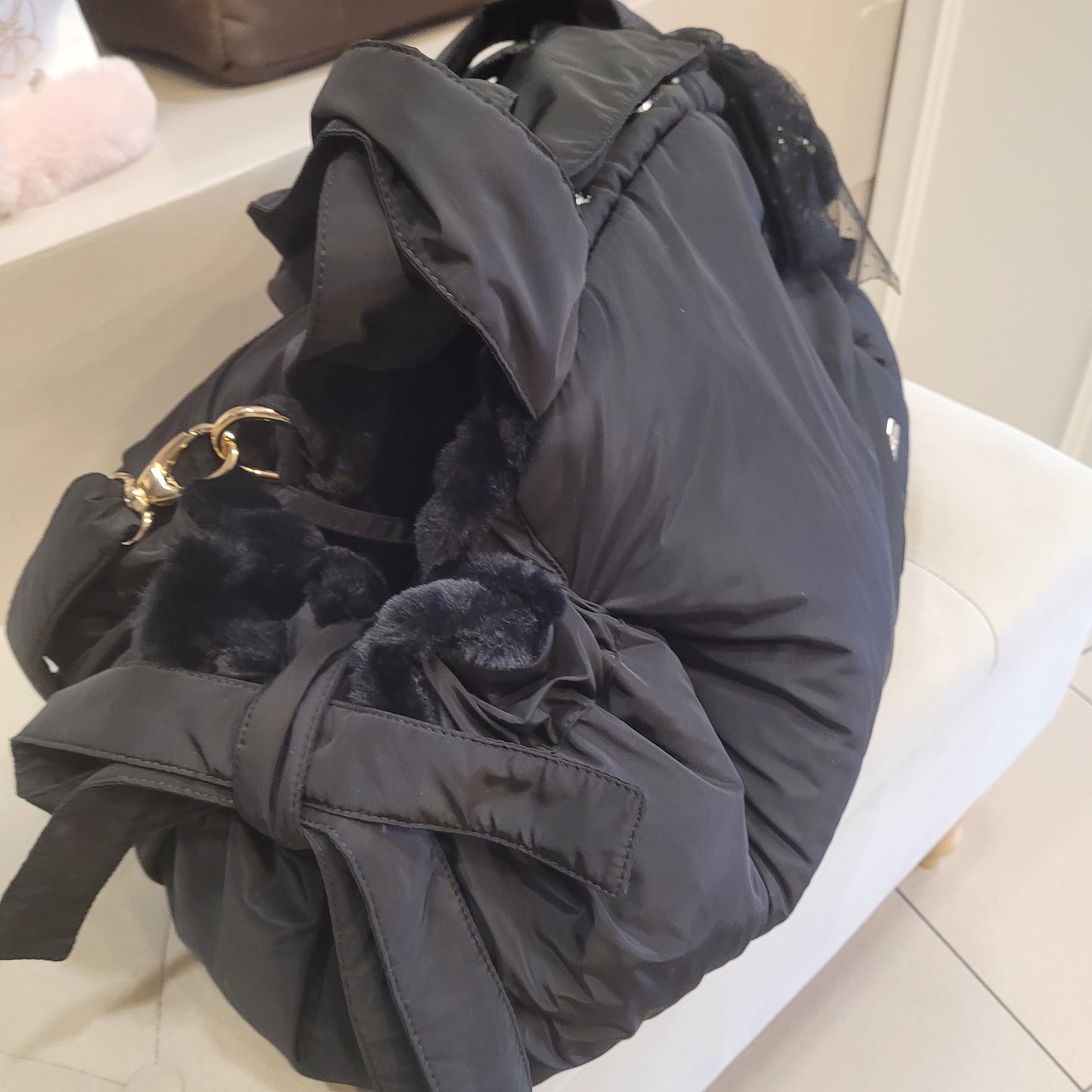 Borsa cuccia con ecopelliccia interna