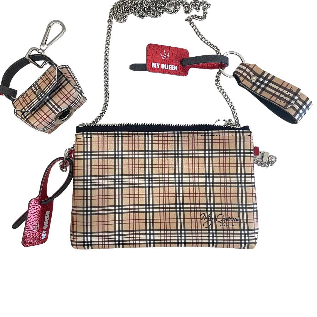 myqueenpet-pochette-burberry-madeintaly