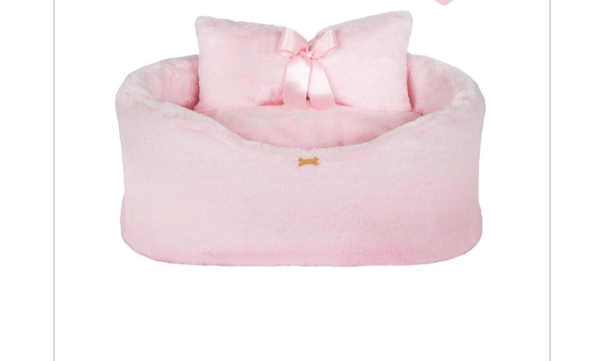 Fur sofà baby pink